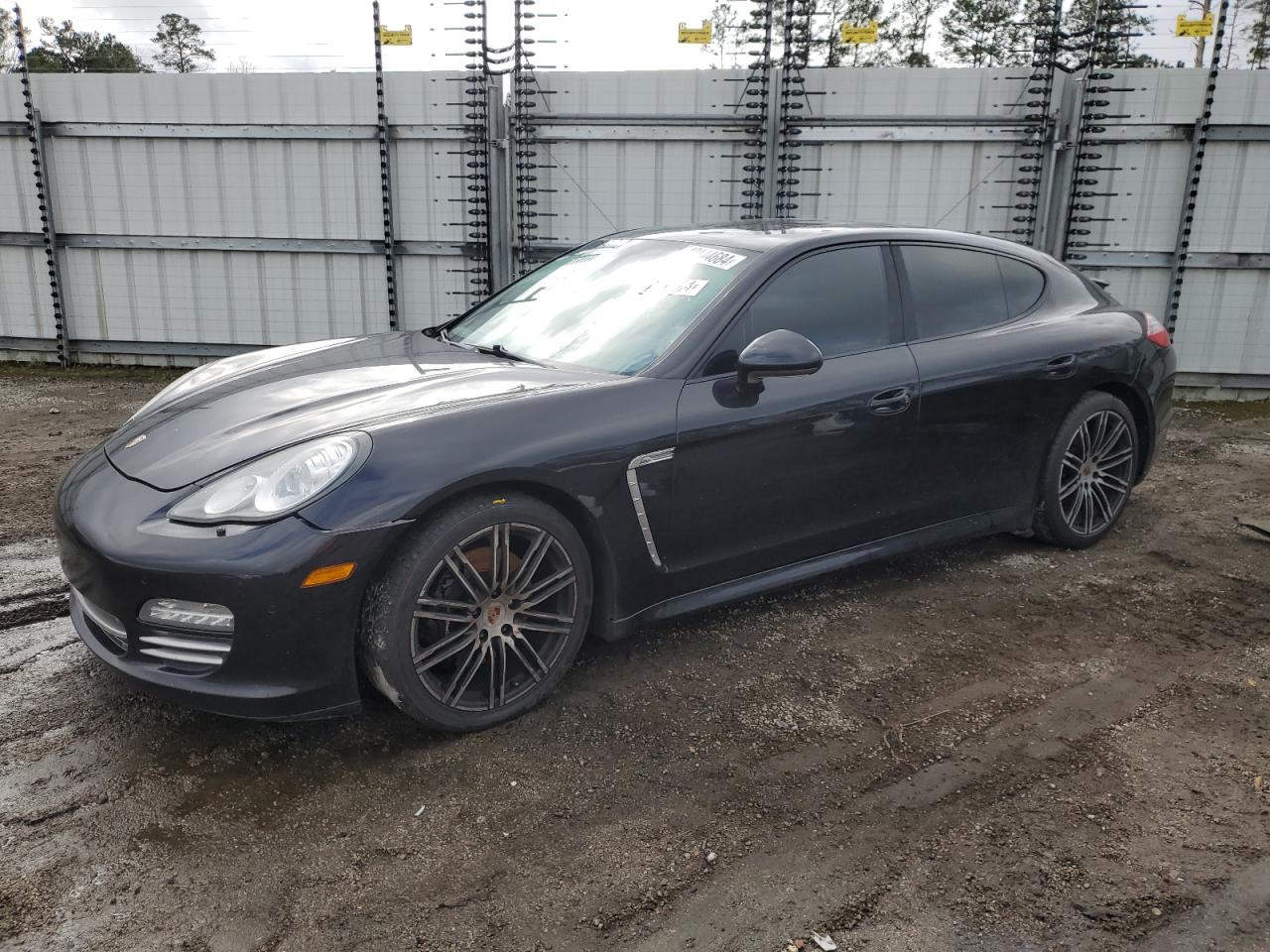 2013 PORSCHE PANAMERA 2