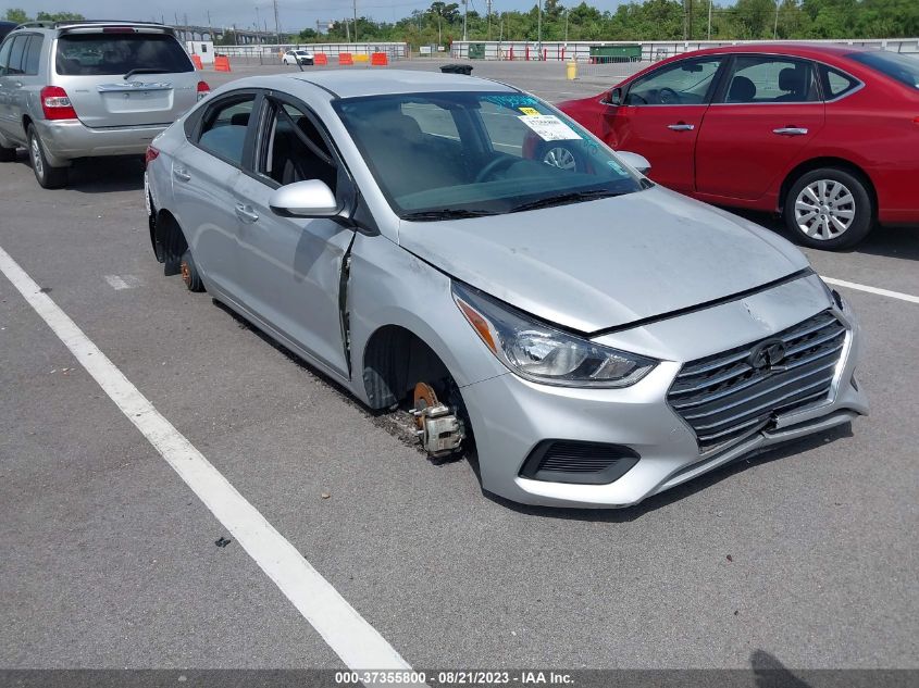 2022 HYUNDAI ACCENT SE