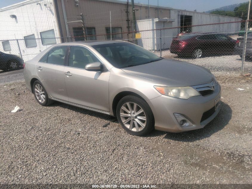 2013 TOYOTA CAMRY XLE