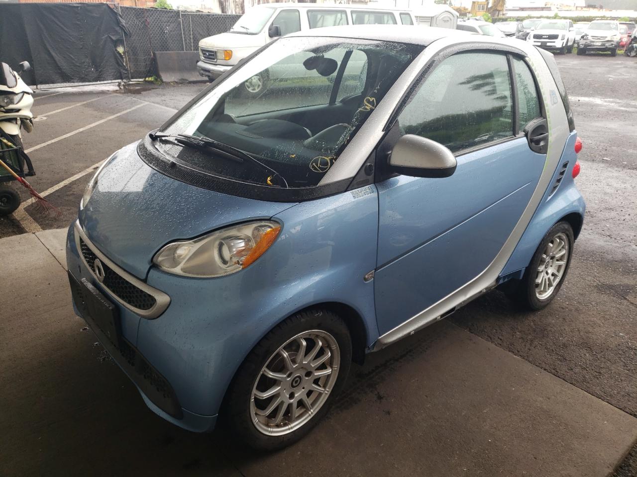 2013 SMART FORTWO PURE