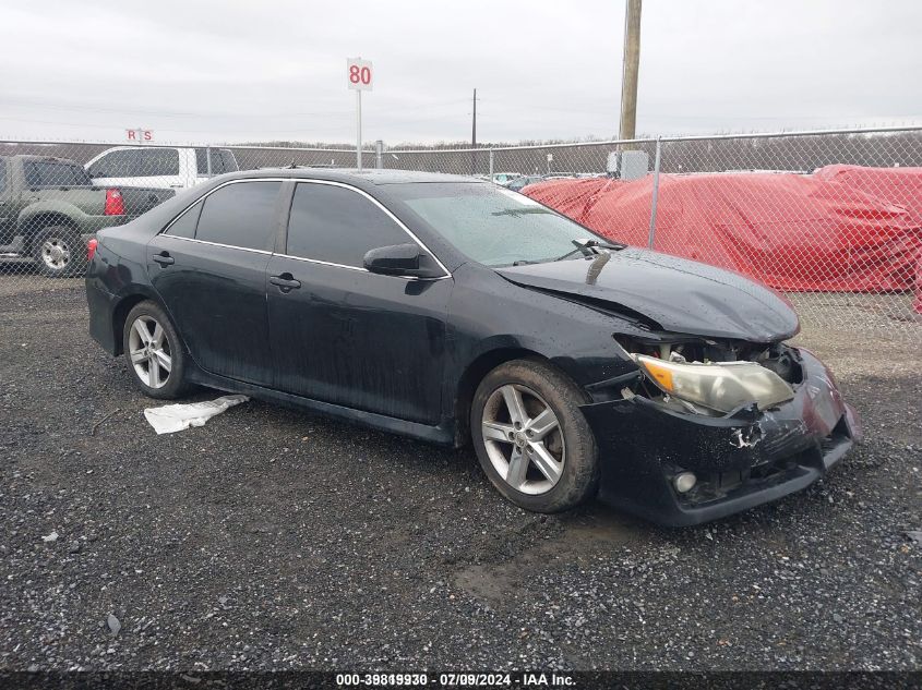 2013 TOYOTA CAMRY SE