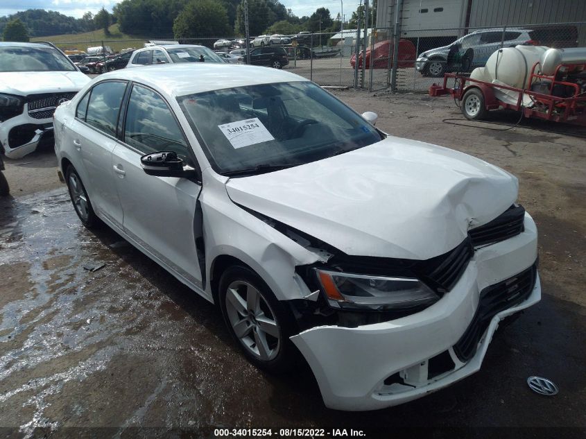 2011 VOLKSWAGEN JETTA 2.0L TDI LE