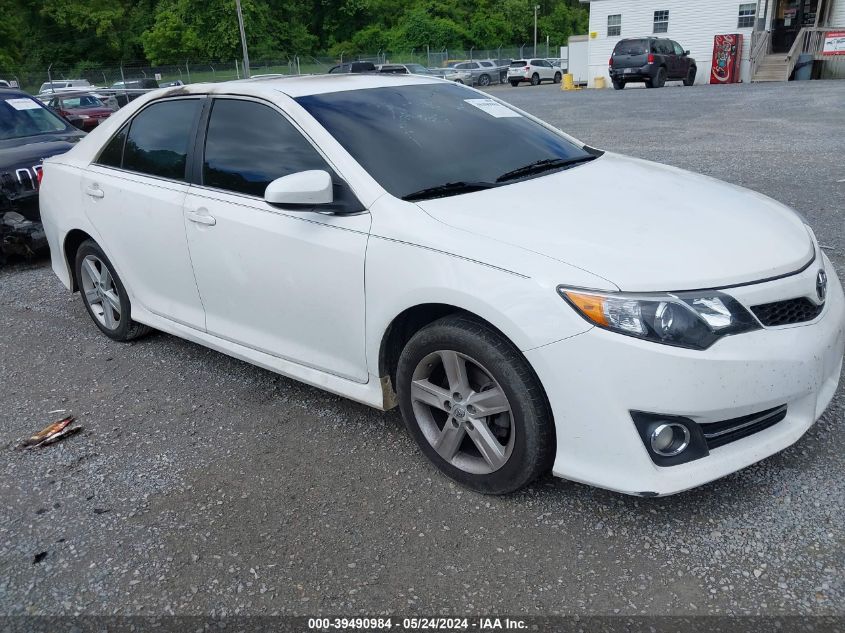 2013 TOYOTA CAMRY SE