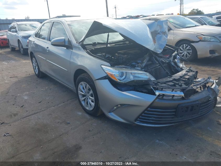 2016 TOYOTA CAMRY LE