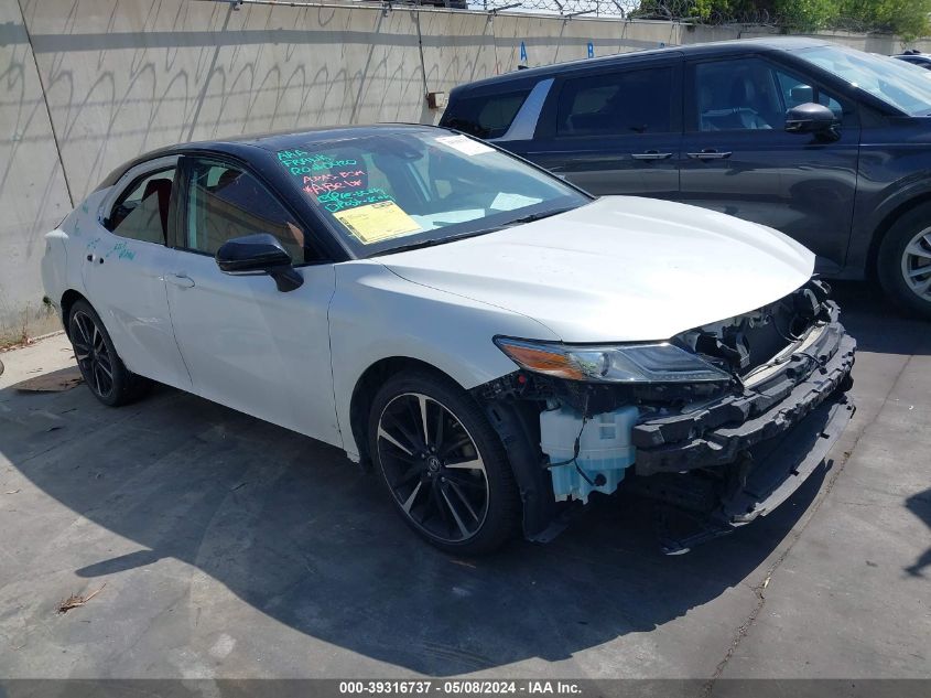 2019 TOYOTA CAMRY XSE