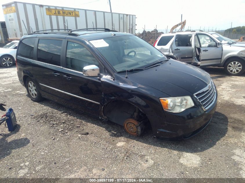 2010 CHRYSLER TOWN & COUNTRY TOURING PLUS