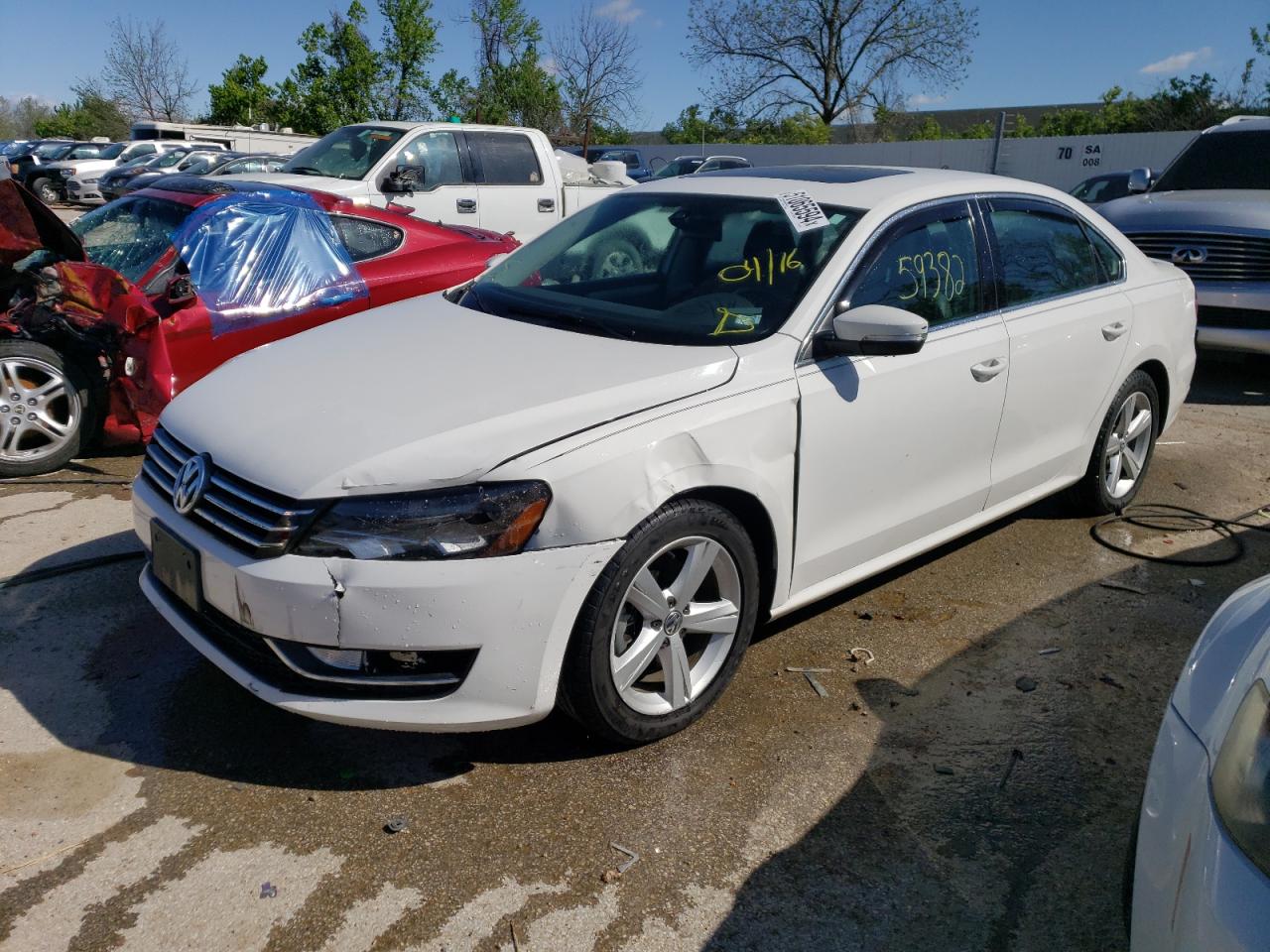 2013 VOLKSWAGEN PASSAT SE