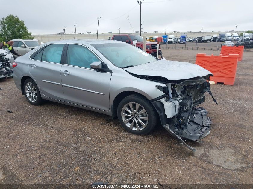 2015 TOYOTA CAMRY XLE