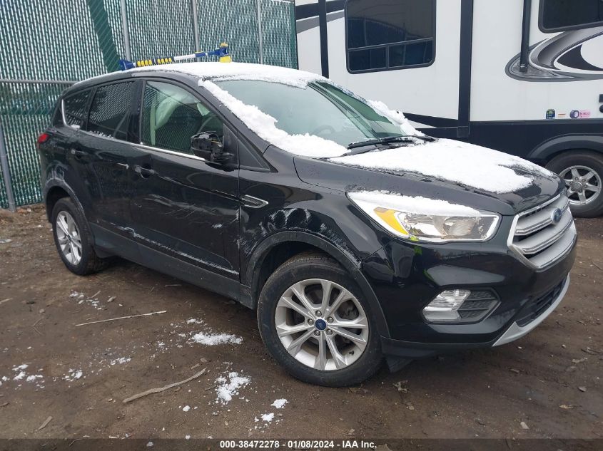 2019 FORD ESCAPE SE