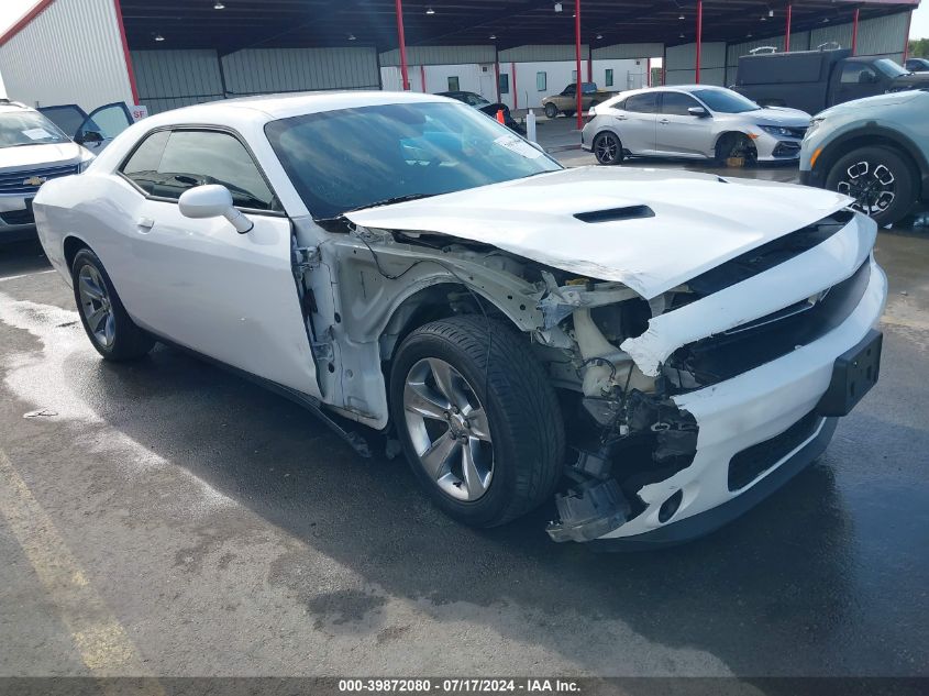 2016 DODGE CHALLENGER SXT