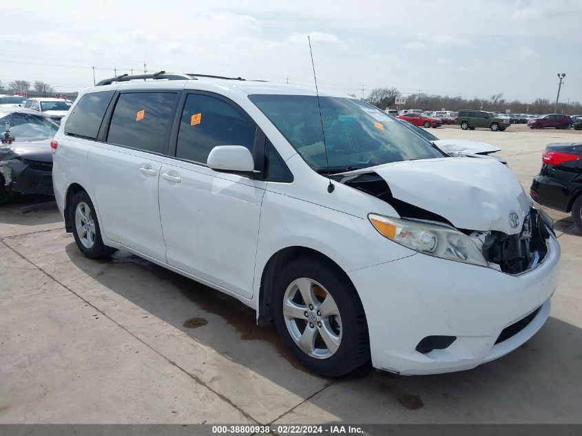 2014 TOYOTA SIENNA LE V6 8 PASSENGER