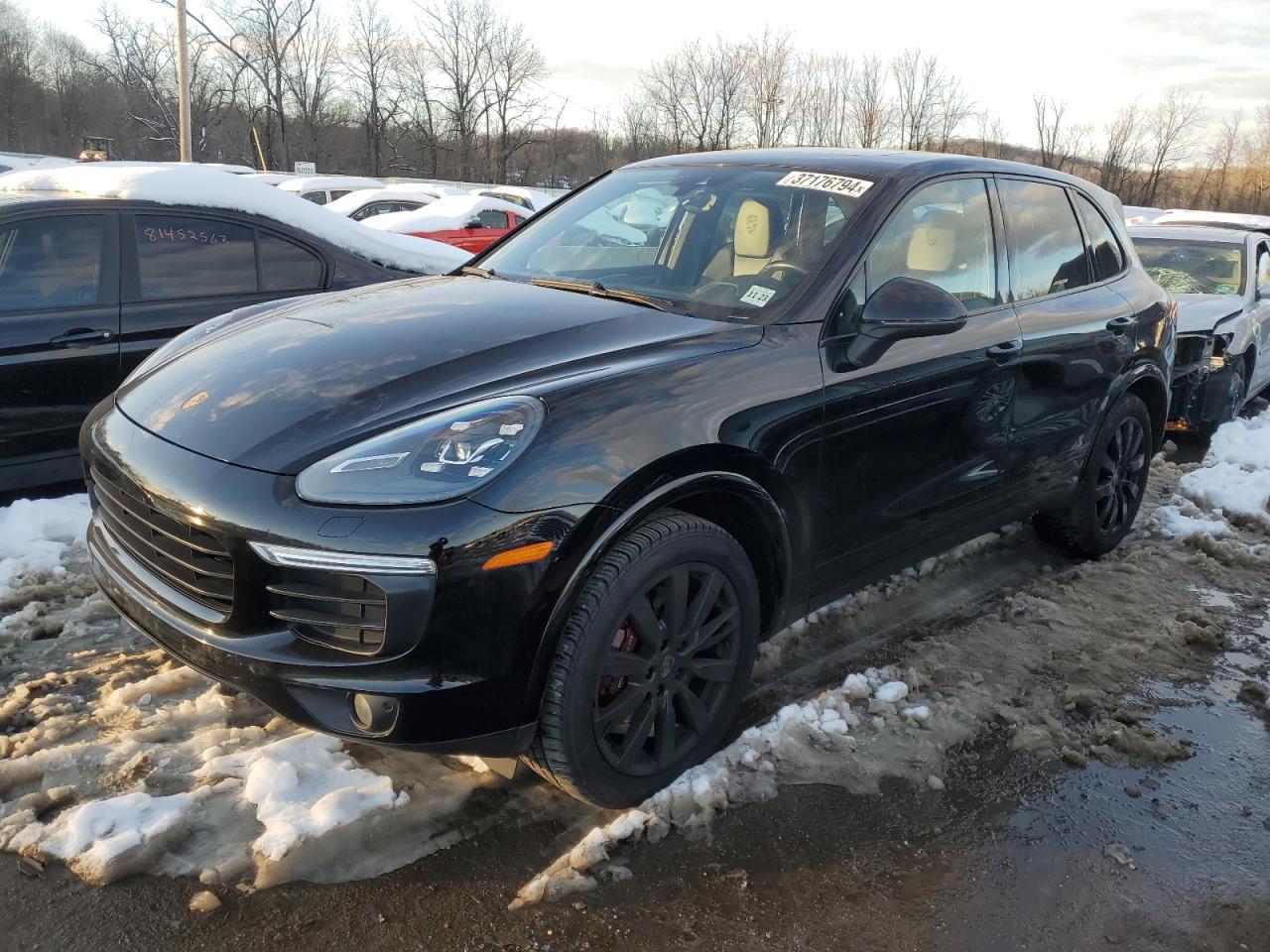 2017 PORSCHE CAYENNE