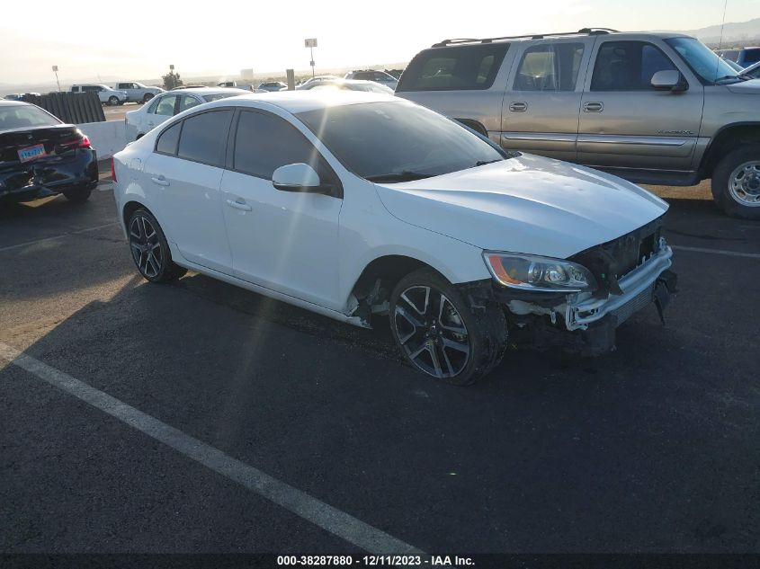 2018 VOLVO S60 T5 DYNAMIC