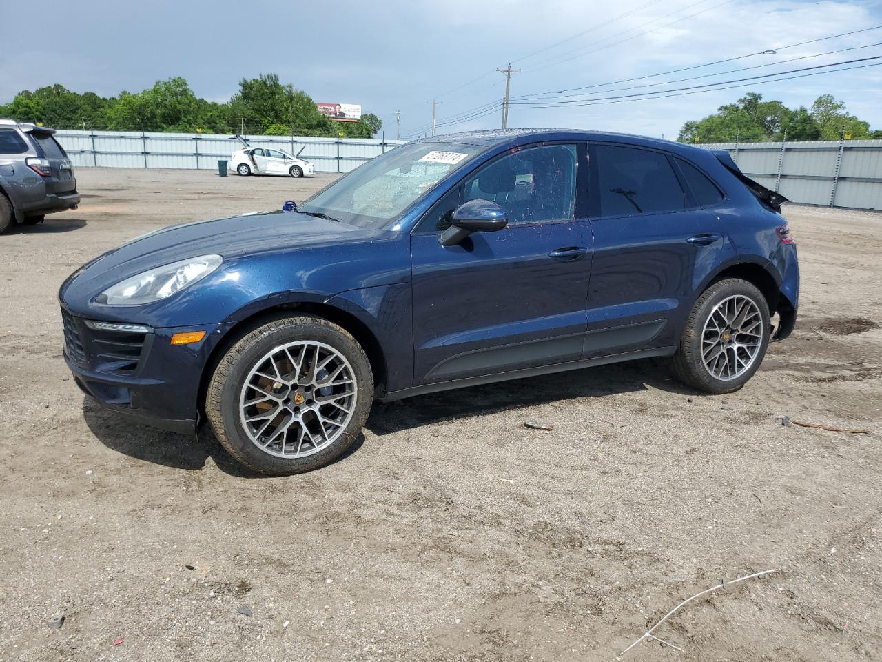 2017 PORSCHE MACAN