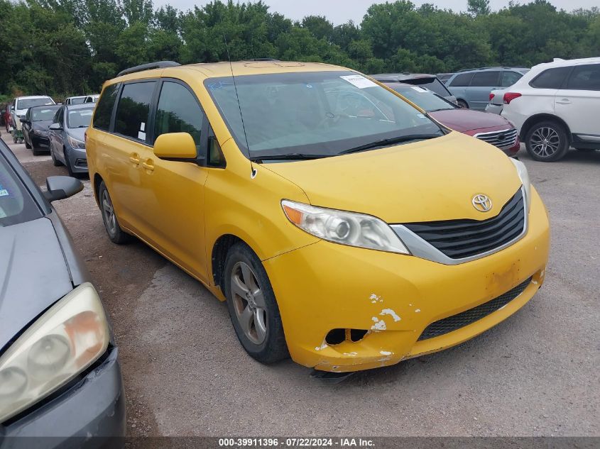 2014 TOYOTA SIENNA LE V6 8 PASSENGER