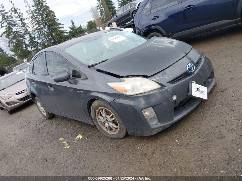 2011 TOYOTA PRIUS THREE