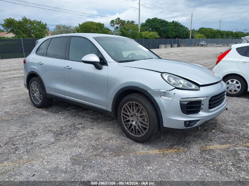 2017 PORSCHE CAYENNE S