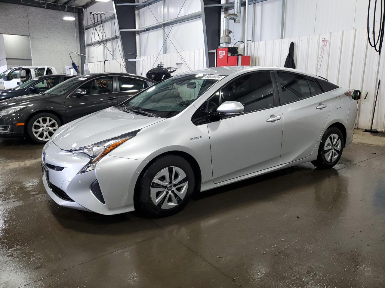 2018 TOYOTA PRIUS