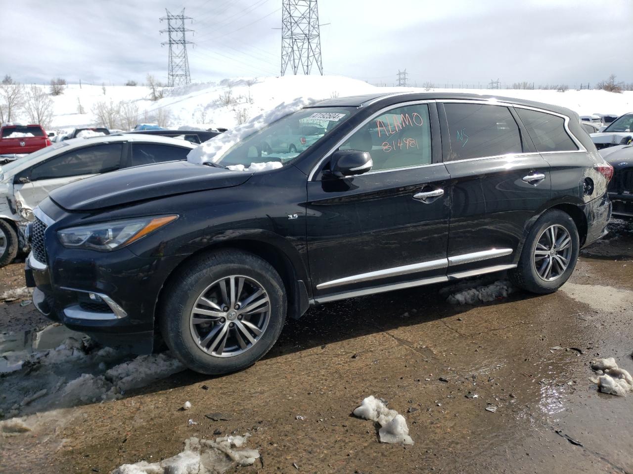 2019 INFINITI QX60 LUXE