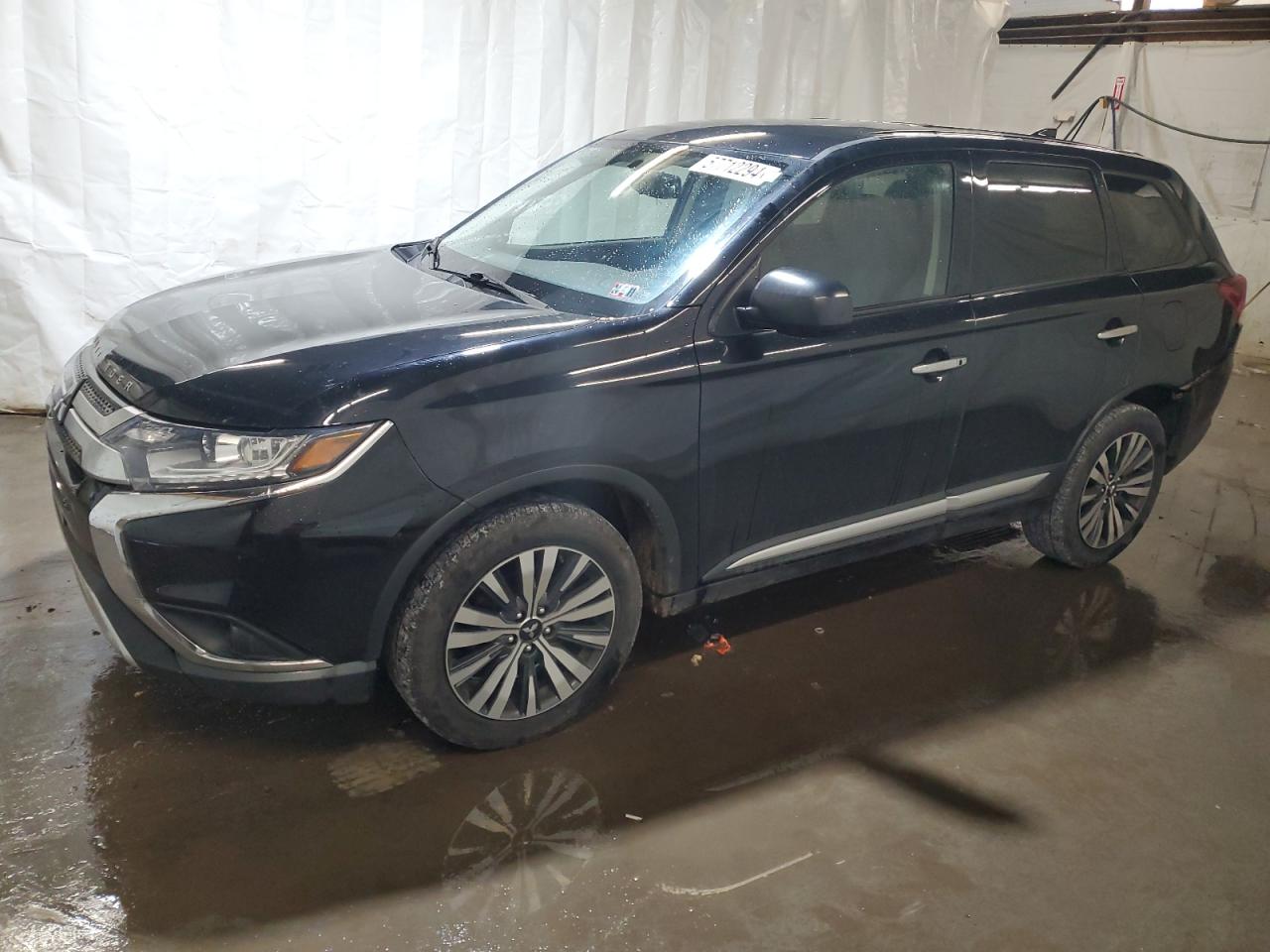 2019 MITSUBISHI OUTLANDER SE