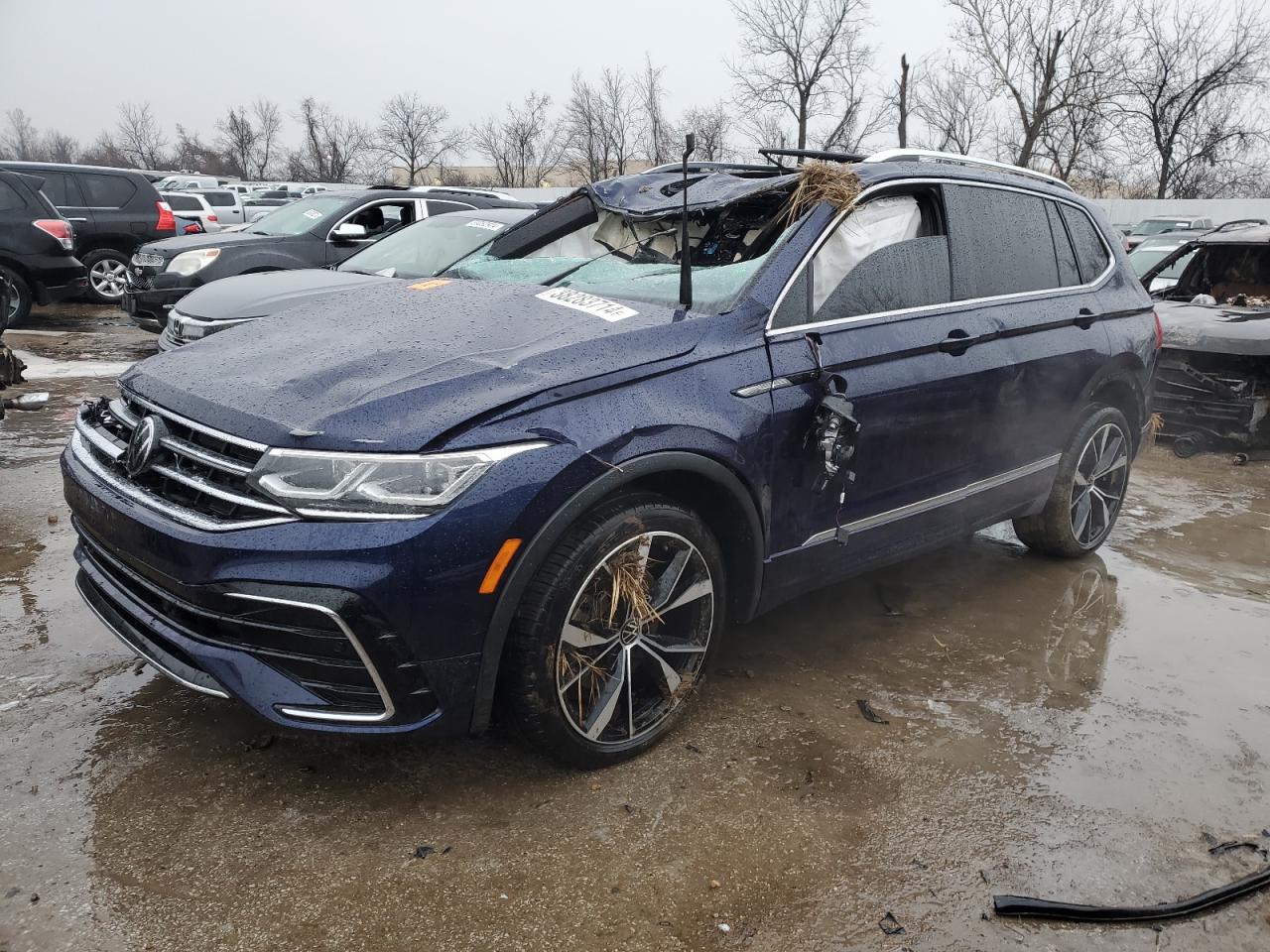 2022 VOLKSWAGEN TIGUAN SEL R-LINE