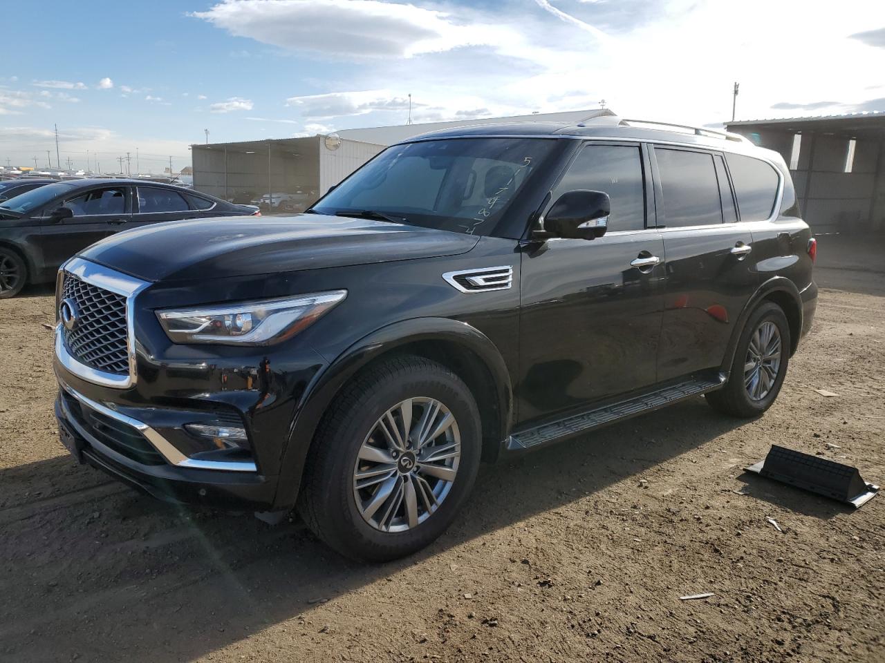 2021 INFINITI QX80 LUXE