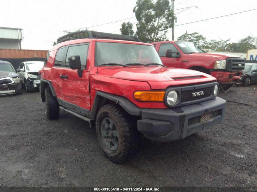 2012 TOYOTA FJ CRUISER