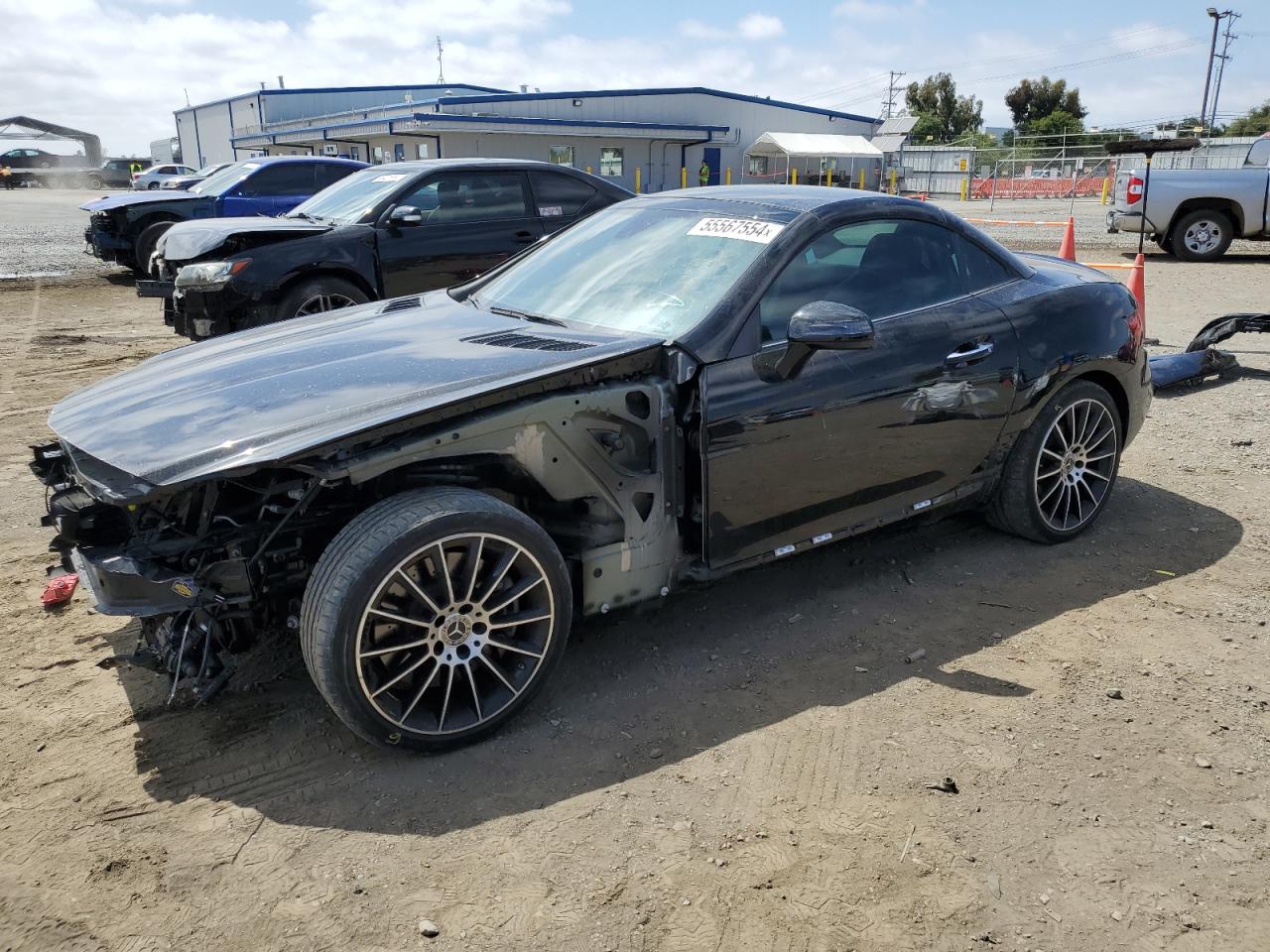 2019 MERCEDES-BENZ SLC 300