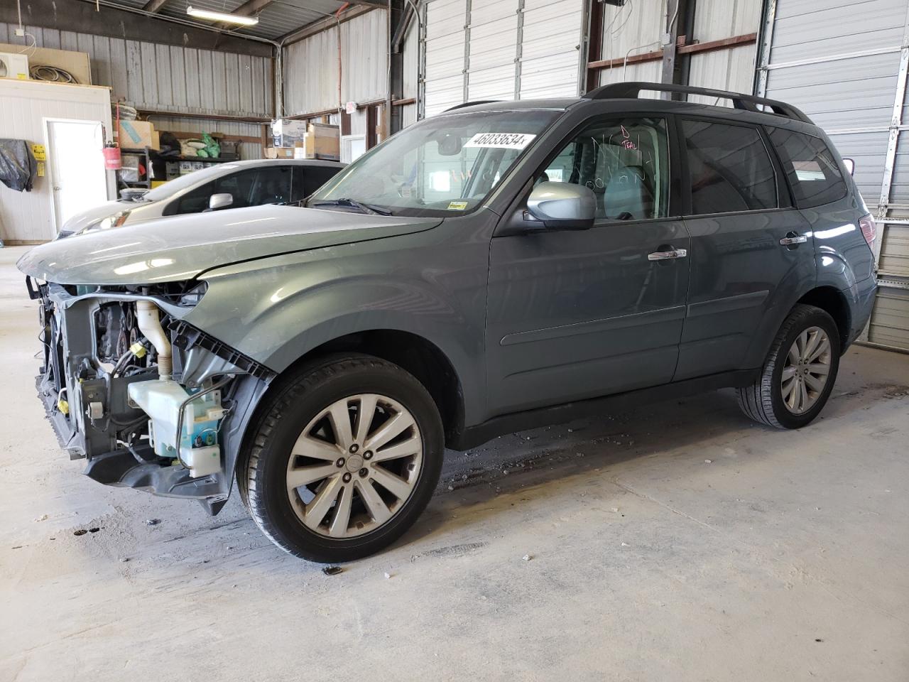 2013 SUBARU FORESTER LIMITED