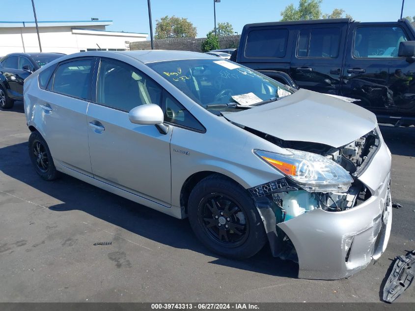 2013 TOYOTA PRIUS THREE