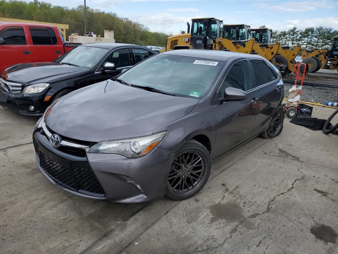 2016 TOYOTA CAMRY LE