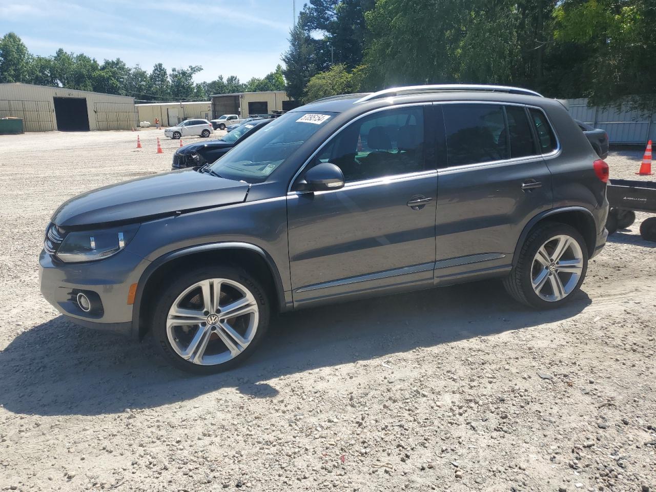 2016 VOLKSWAGEN TIGUAN S