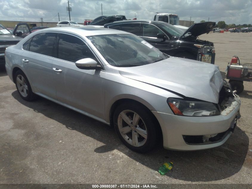 2012 VOLKSWAGEN PASSAT SE