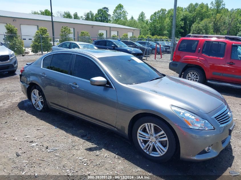 2013 INFINITI G37 JOURNEY