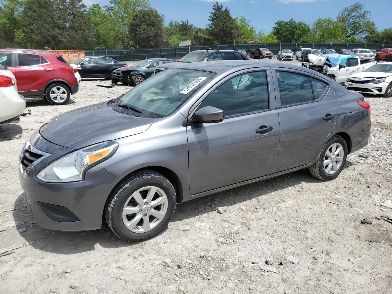 2019 NISSAN VERSA S