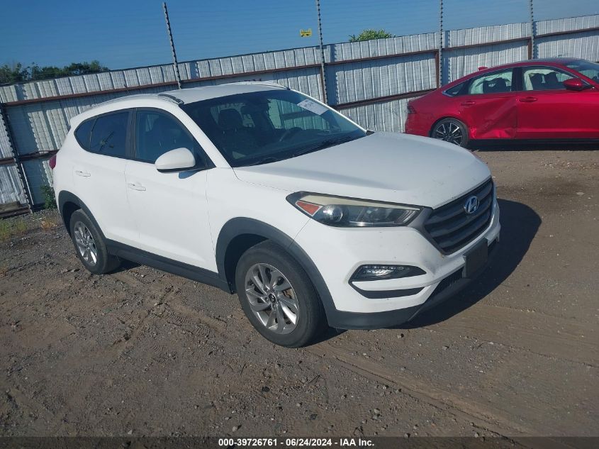 2016 HYUNDAI TUCSON SE