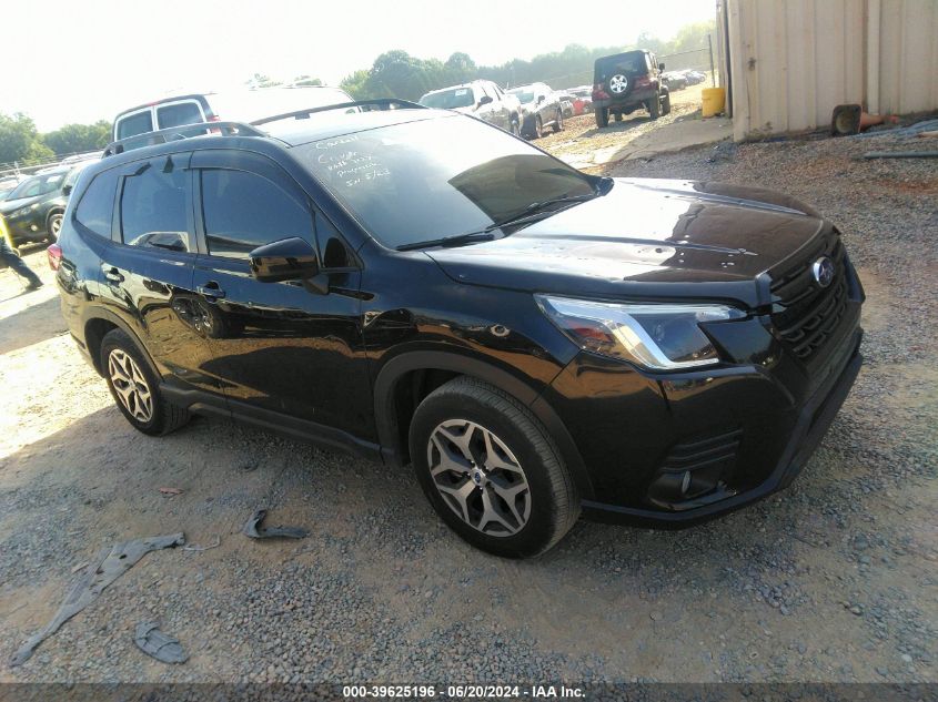 2022 SUBARU FORESTER PREMIUM