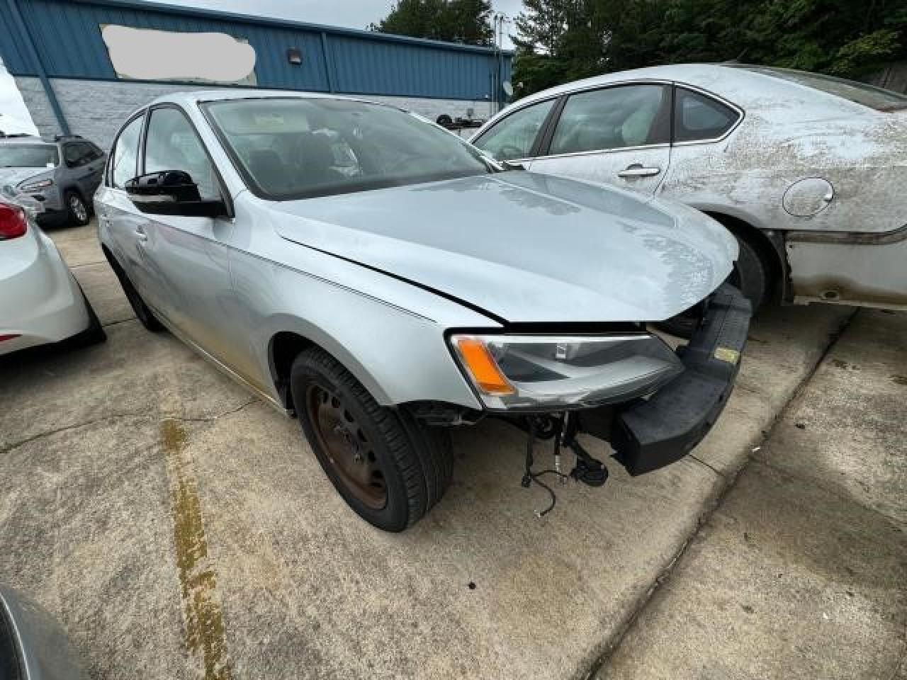 2013 VOLKSWAGEN JETTA SE