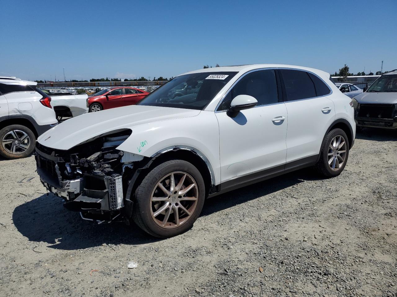 2019 PORSCHE CAYENNE