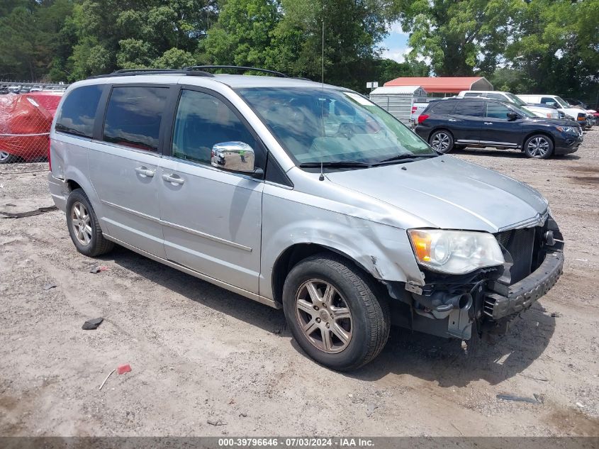 2010 CHRYSLER TOWN & COUNTRY TOURING