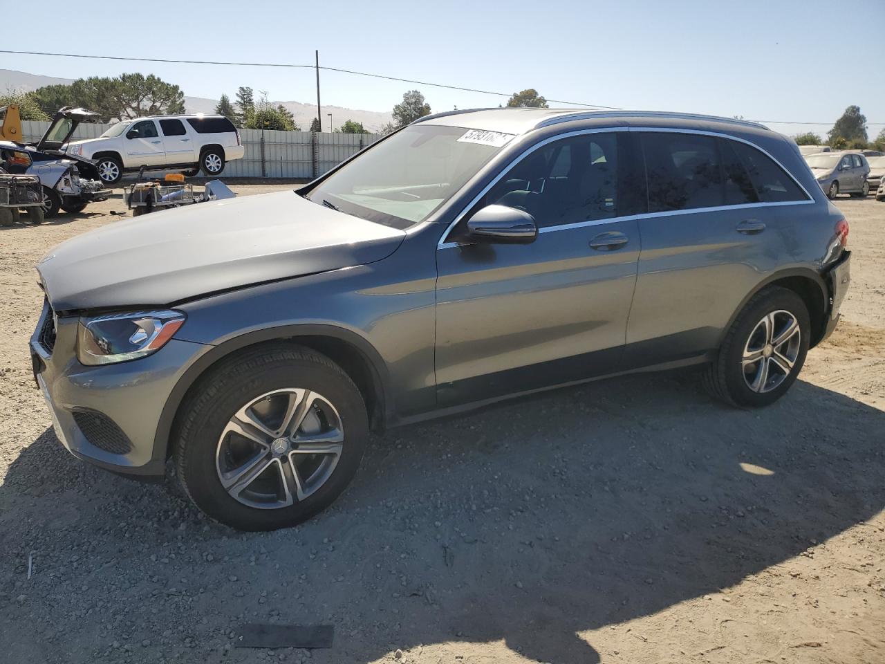 2016 MERCEDES-BENZ GLC 300