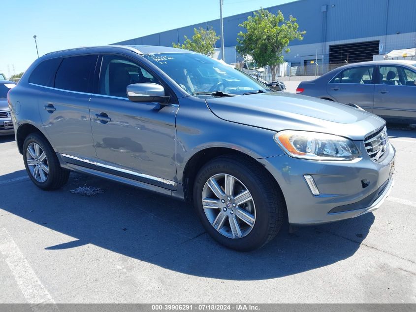 2017 VOLVO XC60 T5 INSCRIPTION