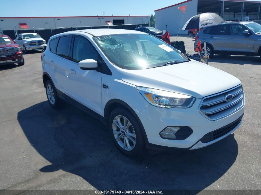 2019 FORD ESCAPE SE