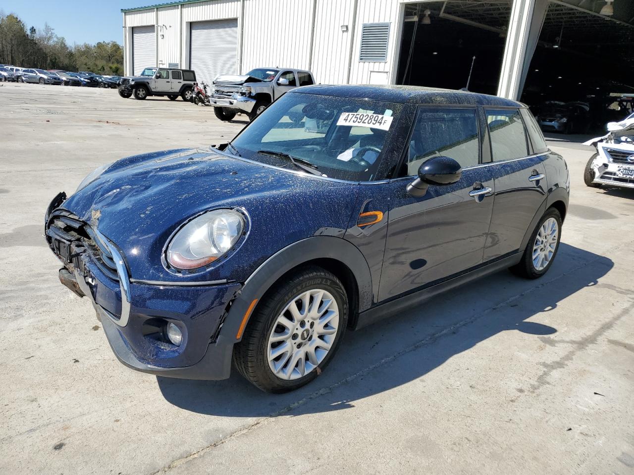 2016 MINI COOPER