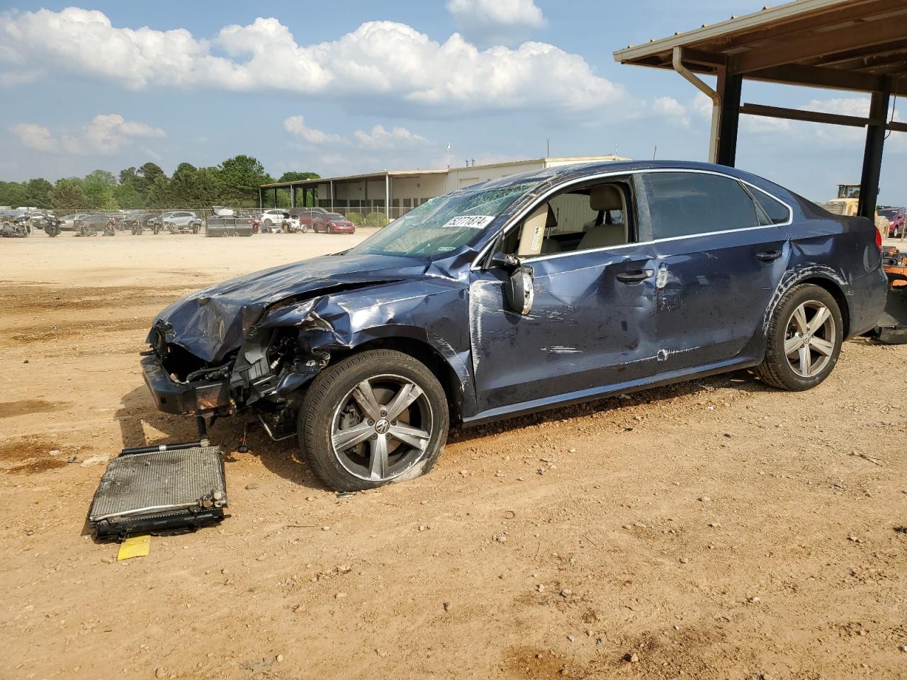 2012 VOLKSWAGEN PASSAT SE