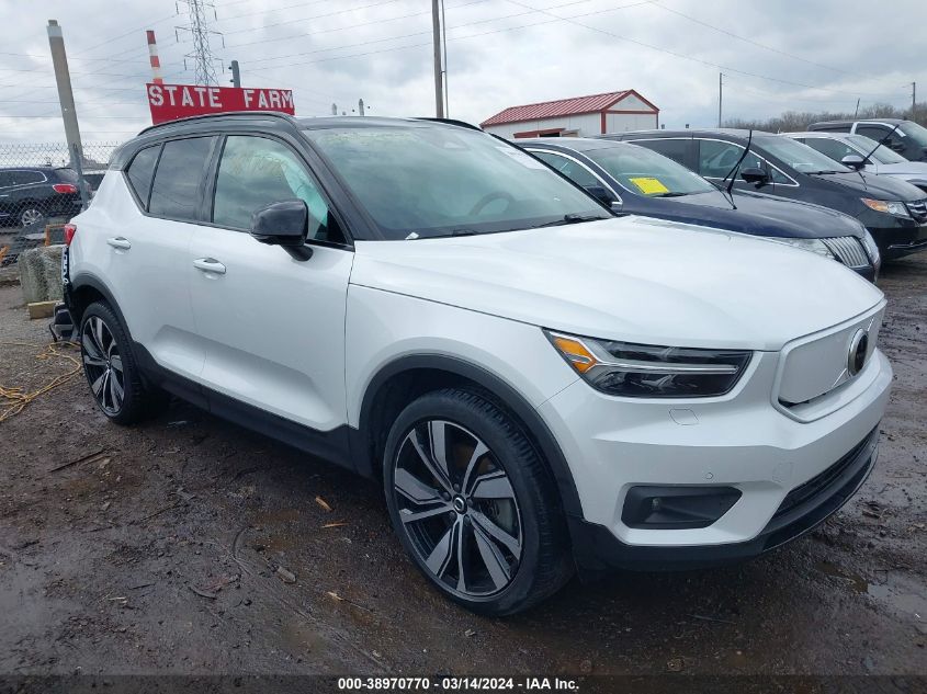 2021 VOLVO XC40 RECHARGE PURE ELECTRIC P8