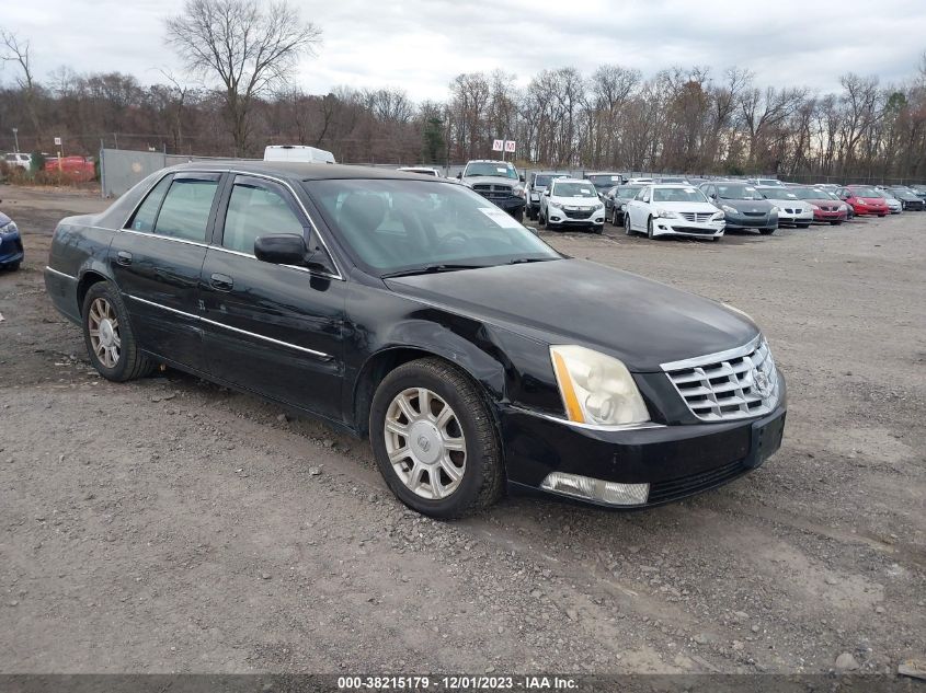 2010 CADILLAC DTS STANDARD