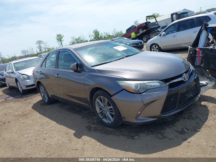 2015 TOYOTA CAMRY SE