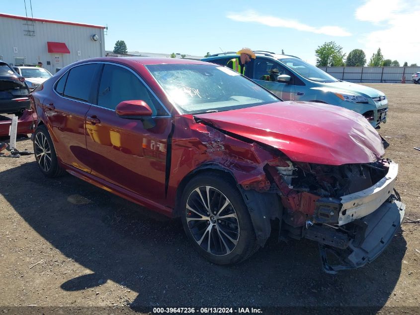 2018 TOYOTA CAMRY SE