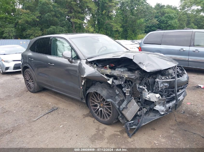 2019 PORSCHE CAYENNE